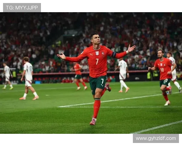 C罗独占世预赛历史射手王半场数据出色6射3正双响助力球队